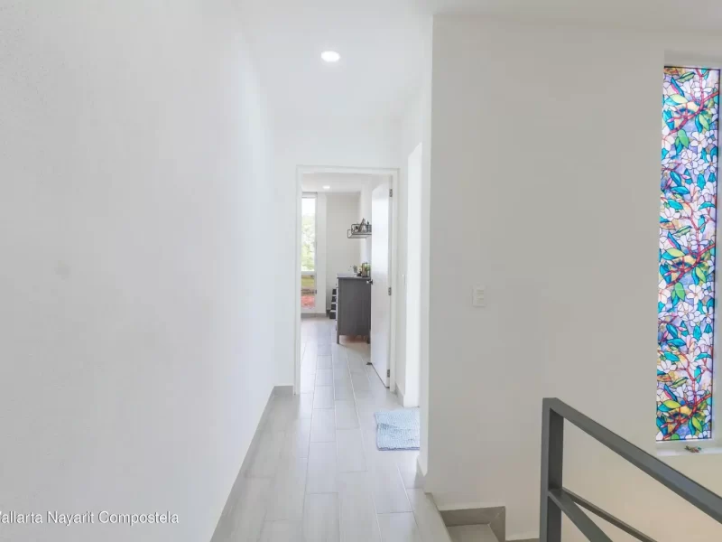 Pasillo a los cuartos La fronda