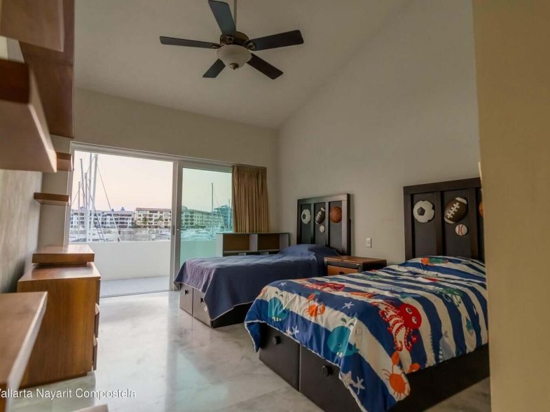 Punta Iguana 9