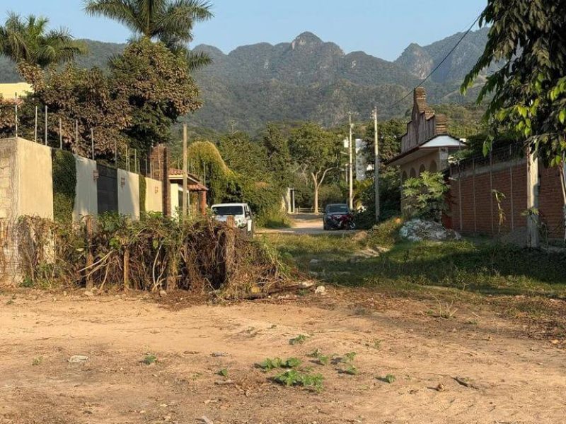 latereal Terreno Playa Grande