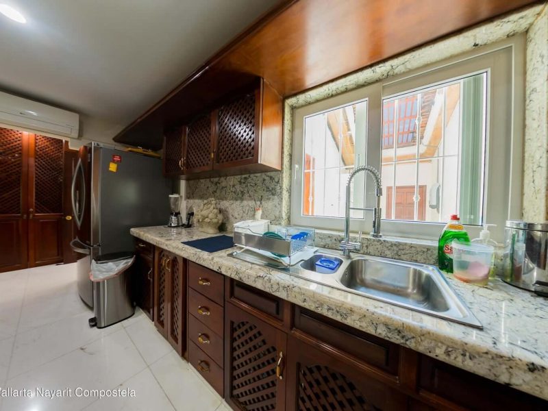 vista lateral cocina punta iguana 17